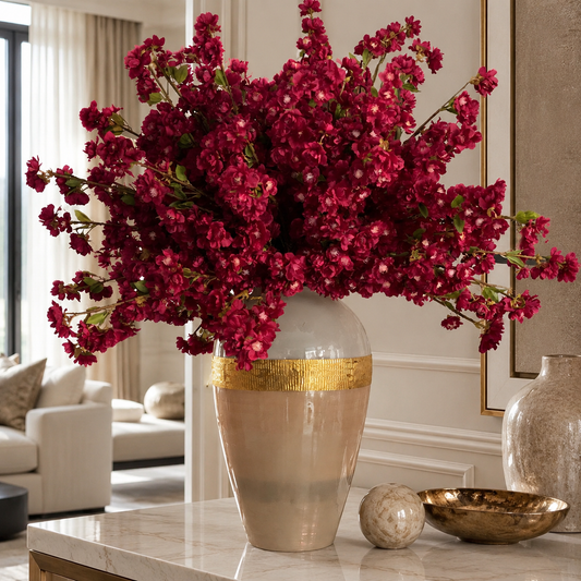 Jarrón Diosa con Flores de Cerezo Borgoña para decoración de interiores | Vareluma