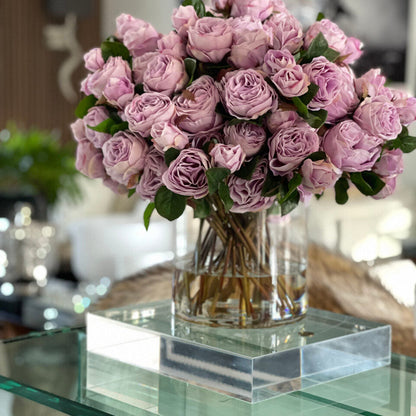 Rosas Inglesas en Cilindro de Vidrio Transparente para decoración de interiores | Vareluma